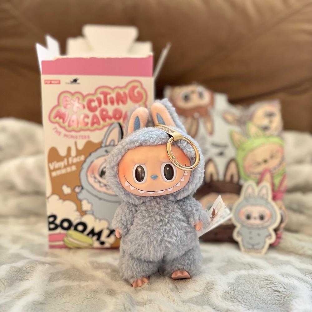 POPMART OFFICIAL Labubu Plush Keychain Sea Salt Coconut